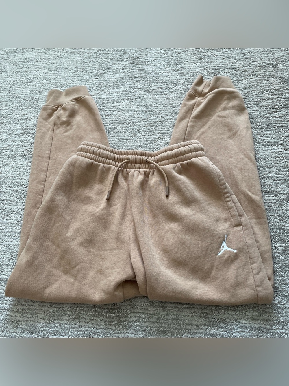 Nike Jordan Brooklyn Fleece Youth Size Medium 10-12yrs Sweatpants Joggers Tan